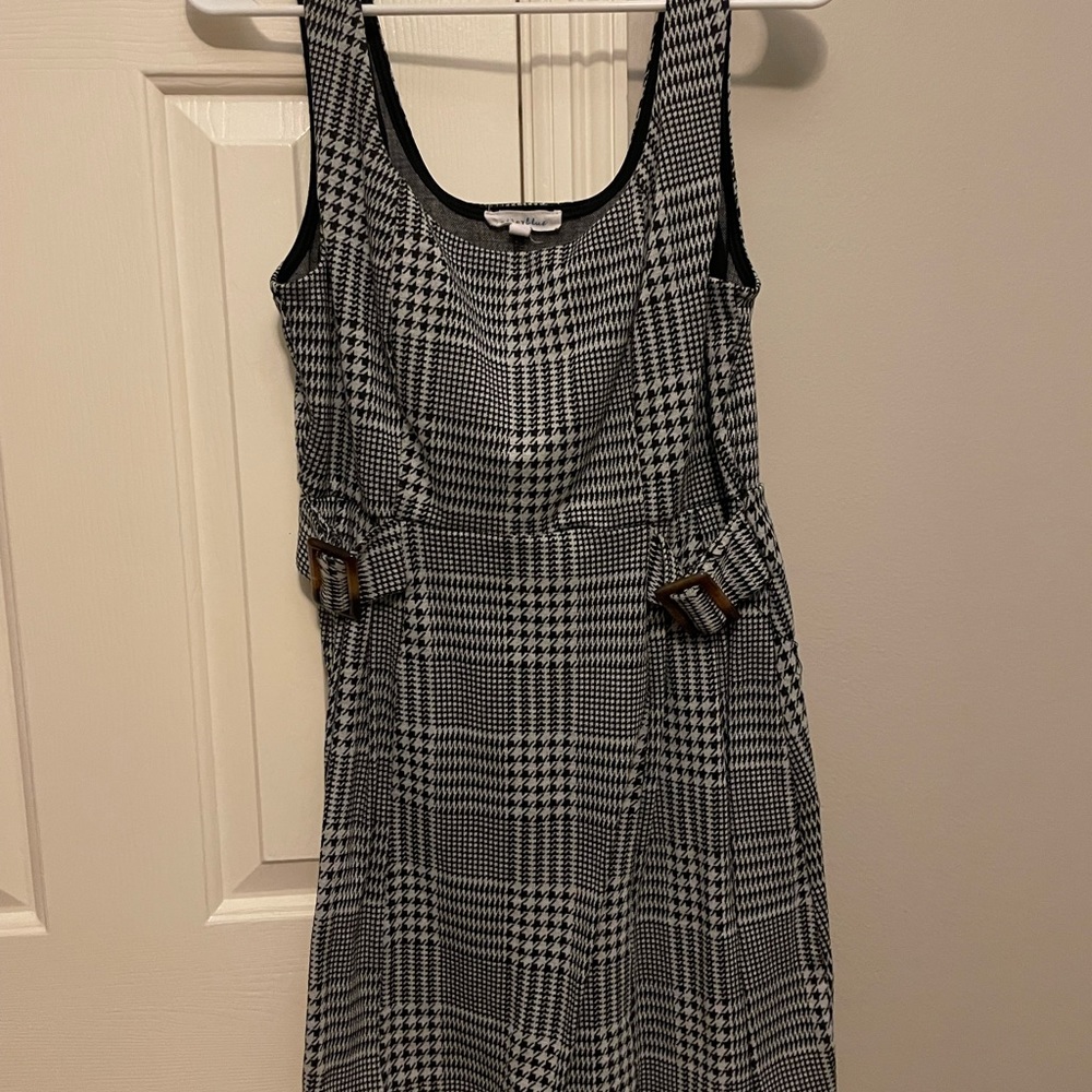 Large black and white plaid print And side waisted adjustable